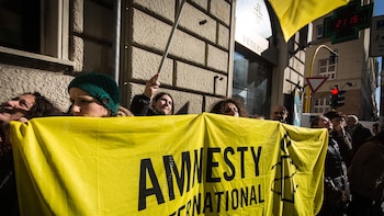 La Justicia turca bloquea numerosas cuentas de organizaciones y activistas de DDHH en redes sociales