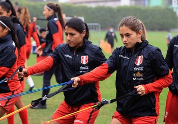 Las seleccionadas parten en las próximas horas a Colombia (Foto: FPF)