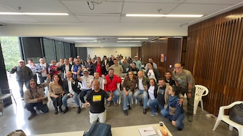 Los participantes manifestaron su compromiso con la paz y aseguraron que, pese a las diferencias existentes entre los firmantes, comparten el propósito de evitar el regreso a la guerra y continuar defendiendo el acuerdo suscrito en 2016 - crédito suministrado a Infobae Colombia