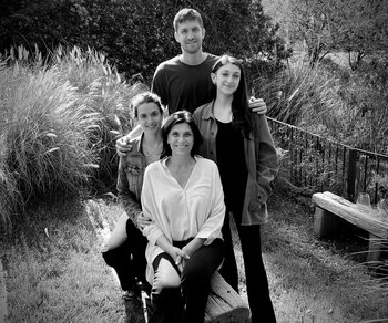 Gaby Piccoli junto con sus