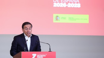 Albares presenta la nueva Estrategia de Diplomacia Pública para proyectar al mundo la "España real"