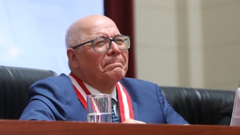 César San Martín es cesado