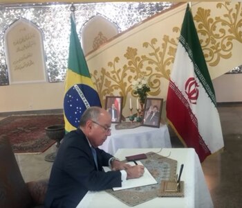 El ministro de Asuntos Exteriores,