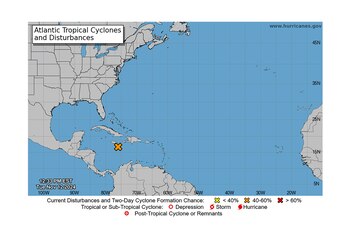 Invest 99L, caracterizado por lluvias