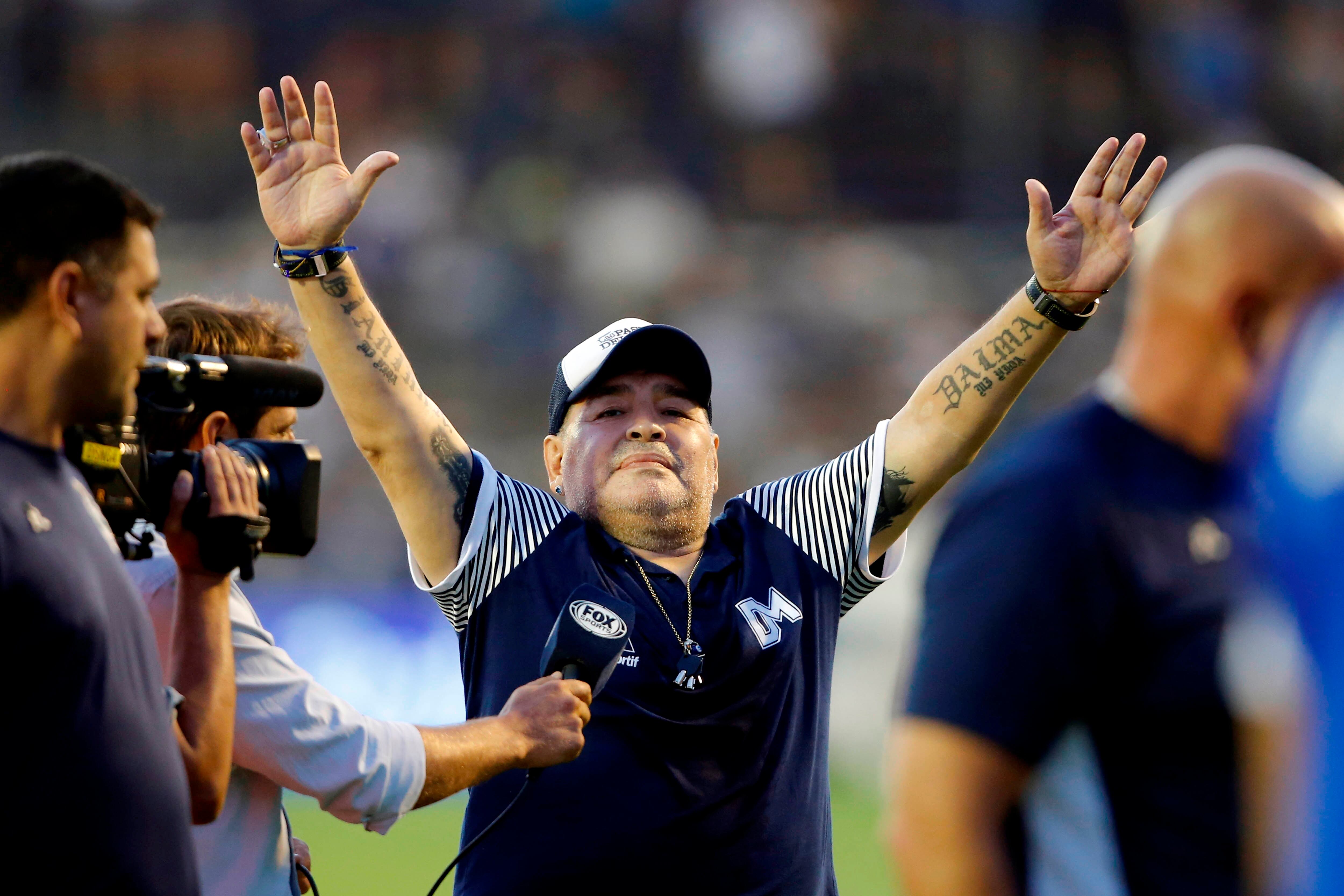 Pidieron incorporar como testigos a los dirigentes del Club Gimnasia y Esgrima de la Plata, el último equipo que dirigió Diego Maradona