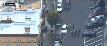 Un tiroteo en el sector de Melrose en el Bronx dejó heridos a una niña de un año y a un hombre de 32 años (Captura de video)