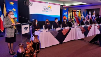 Inauguración de la cumbre de