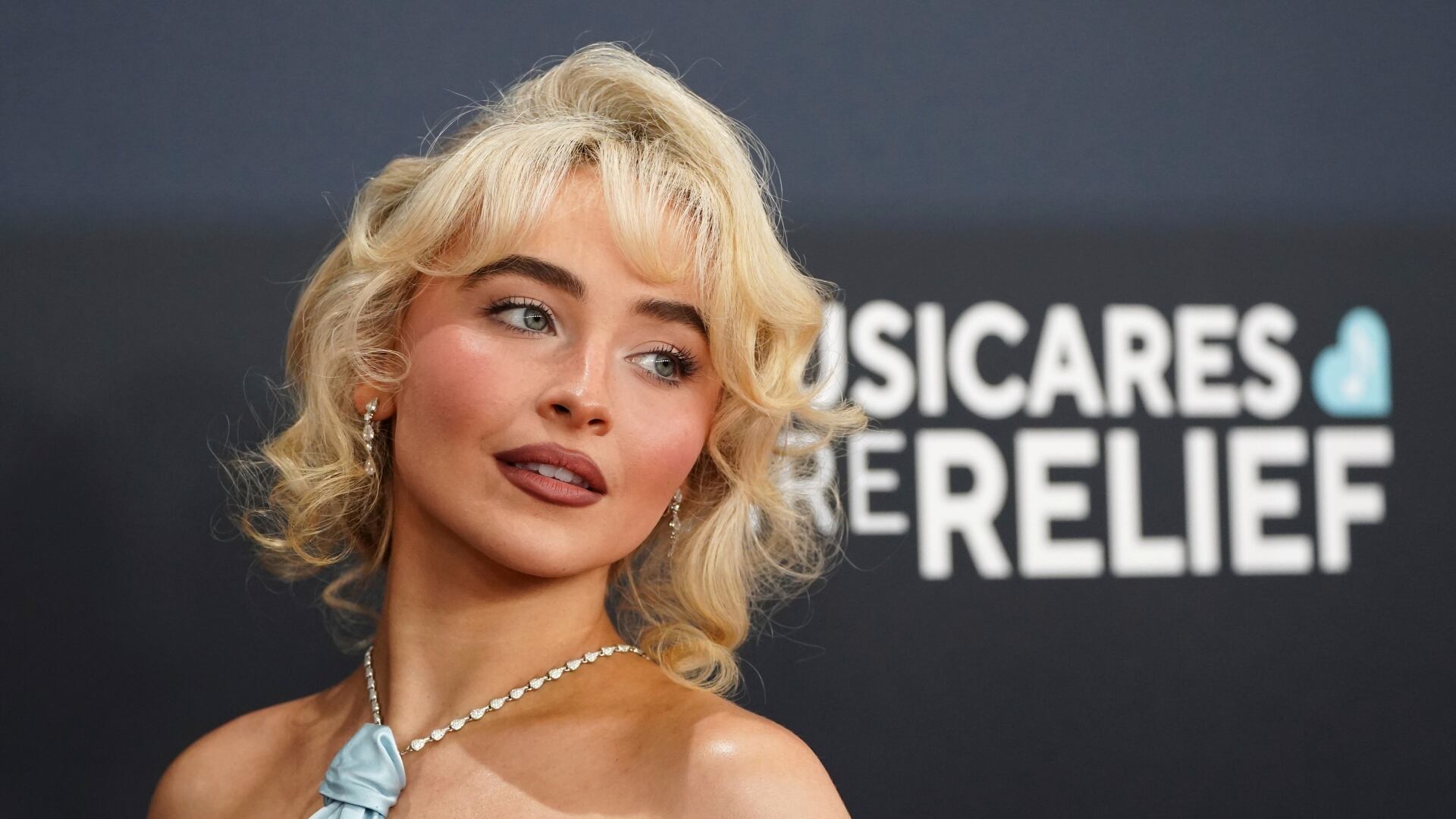 Sabrina Carpenter reveló que no le gusta ver televisión en su casa. (Jordan Strauss/Invision/AP)