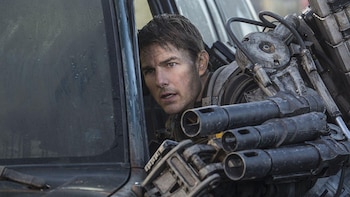 Ni ‘Misión Imposible’ ni ‘Top Gun’, tienes dos días para ver en Netflix una de las mejores de la carrera de Tom Cruise: “Un frenético tornado de ciencia ficción”