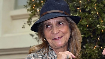 La infanta Elena, sin nada