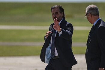 Lacalle Pou deja el gobierno