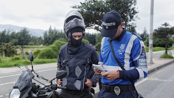 Cambiar el motor o modificar una moto en Colombia puede terminar en multa: estas son las reglas