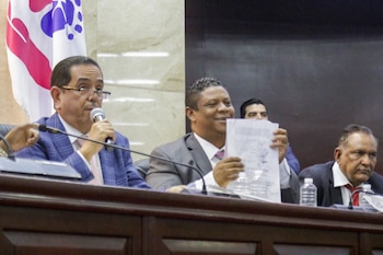 Las autoridades interinas asumirán funciones de manera inmediata. (FOTO: Congreso Nacional)