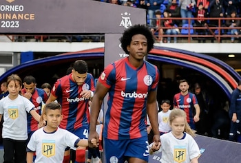 El jugador colombiano fue titular