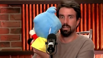 “No puede decir ‘mi corazón es rojo’”: el dilema futbolero que compartió Flavio Azzaro con un juguete de su hijo