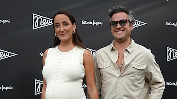 Lucía Pombo y Álvaro López-Huerta, padres de su primera hija, Lola Belén