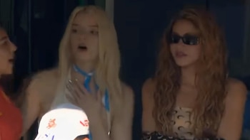 Las reacciones de Shakira y Anya Taylor-Joy durante el gol que le dio la Copa del Mundo a España ante Argentina