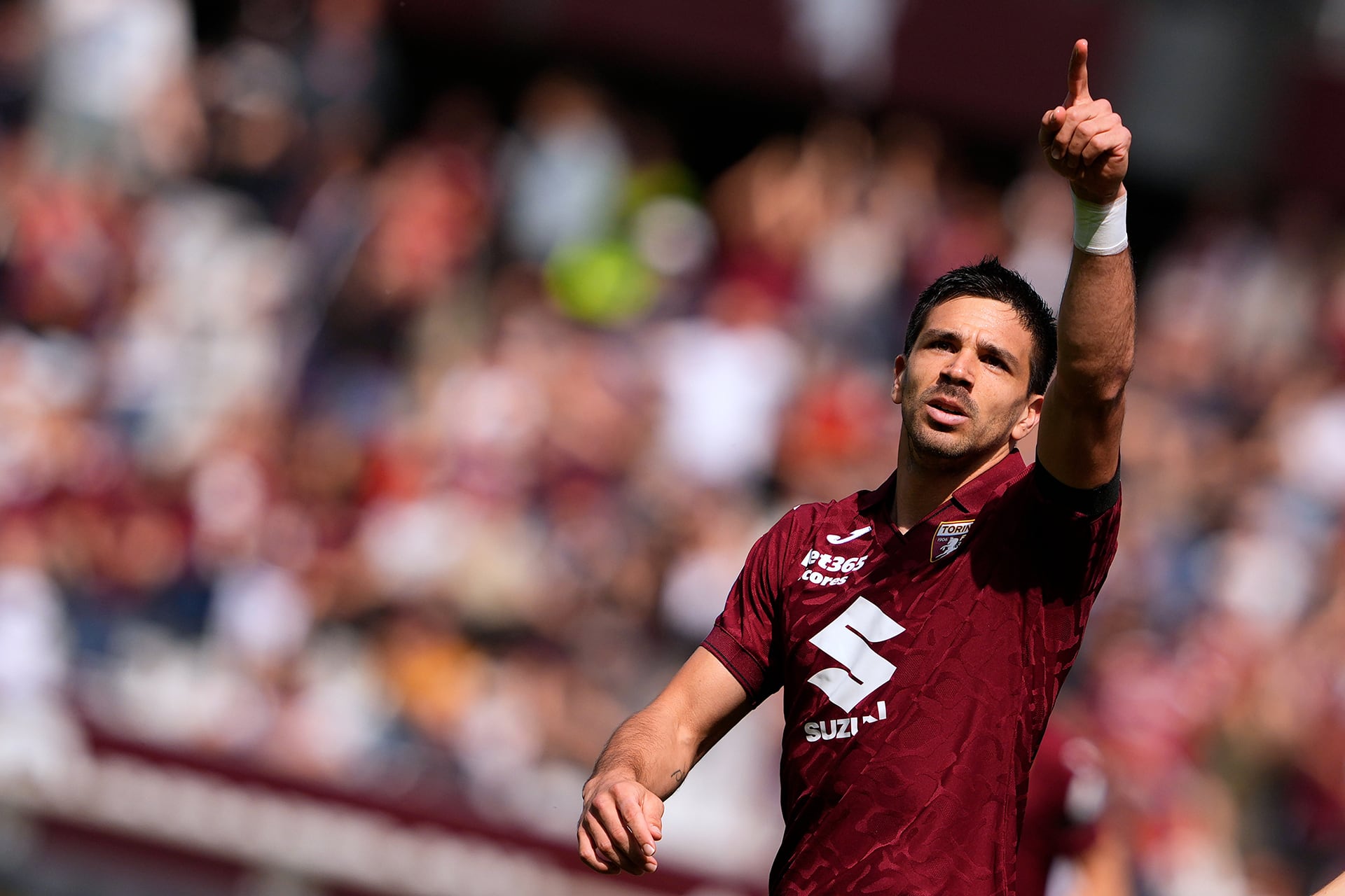 Simeone festeja su gol al Hellas Verona: fue a los seis minutos del primer tiempo (Fabio Ferrari/LaPresse)