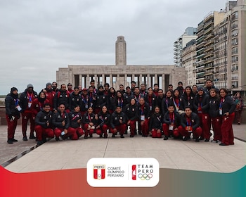 La delegación peruana en Santa Fe.