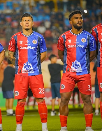 El delantero Miguel Murillo aspira a la nacionalidad tras dos títulos en El Salvador (Foto cortesía Miguel Murillo)
