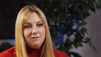 Abby Zwerner relata el desafío de vivir con TEPT y lesiones graves tras ser baleada por su alumno