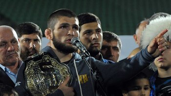 El campeón de UFC Khabib