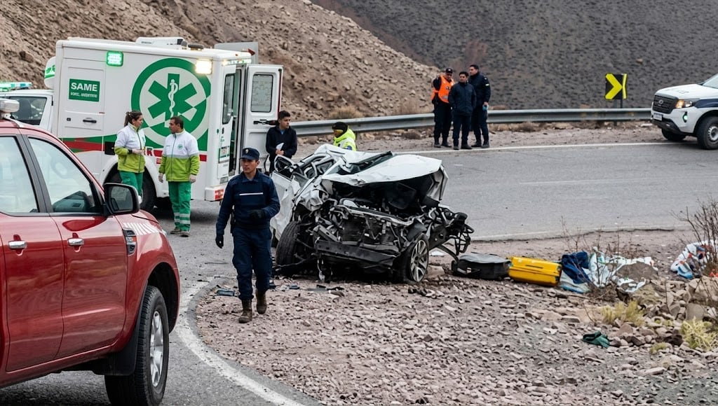 En la camioneta, además de la mujer fallecida, iban a bordo cuatro personas más (Foto gentileza: Todo Jujuy)