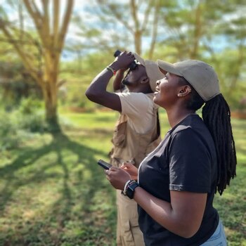 Miles de personas de 201