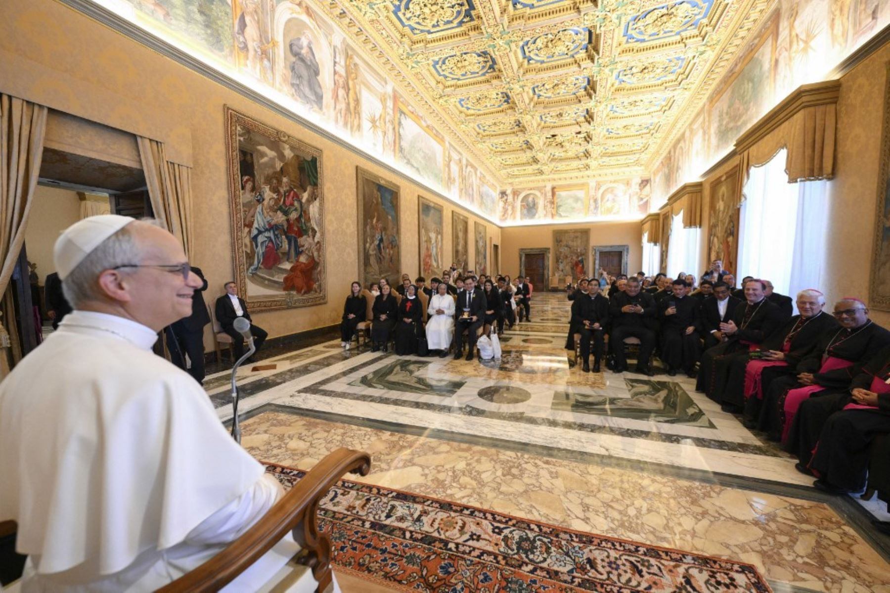 Durante su entronización, el Papa León XIV también ofreció una breve cronología de los días previos a su elección. (Foto: Andina)