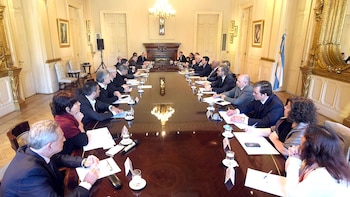 Manzur encabezó una nueva reunión