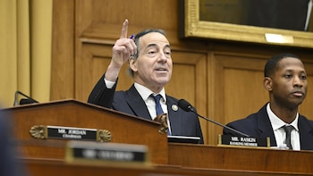 Los demócratas buscan bloquear el billonario fondo de compensación previsto en el acuerdo de Trump con el fisco