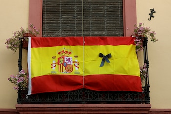 La bandera española con un