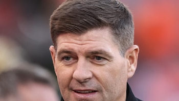 Gerrard pide retirar los títulos al Manchester City: "Hay que hacerles sufrir como ellos lo han hecho"