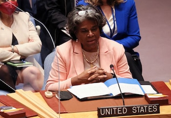 FOTO DE ARCHIVO-La embajadora de Estados Unidos ante la ONU, Linda Thomas-Greenfield, habla durante la reunión del Consejo de Seguridad de las Naciones Unidas, en medio de la invasión rusa de Ucrania, en la sede de las Naciones Unidas en Nueva York, Nueva York, Estados Unidos. 23 de marzo de 2022. REUTERS/Mike Segar