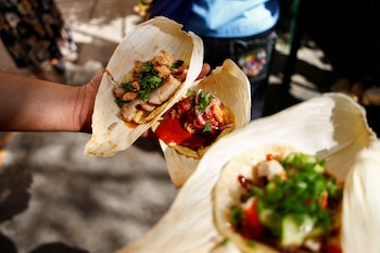 Ciudad de México es reconocida por sus tacos al pastor y una extensa variedad de antojitos, consolidando su reputación en la escena gastronómica mundial (REUTERS/Claudia Daut)