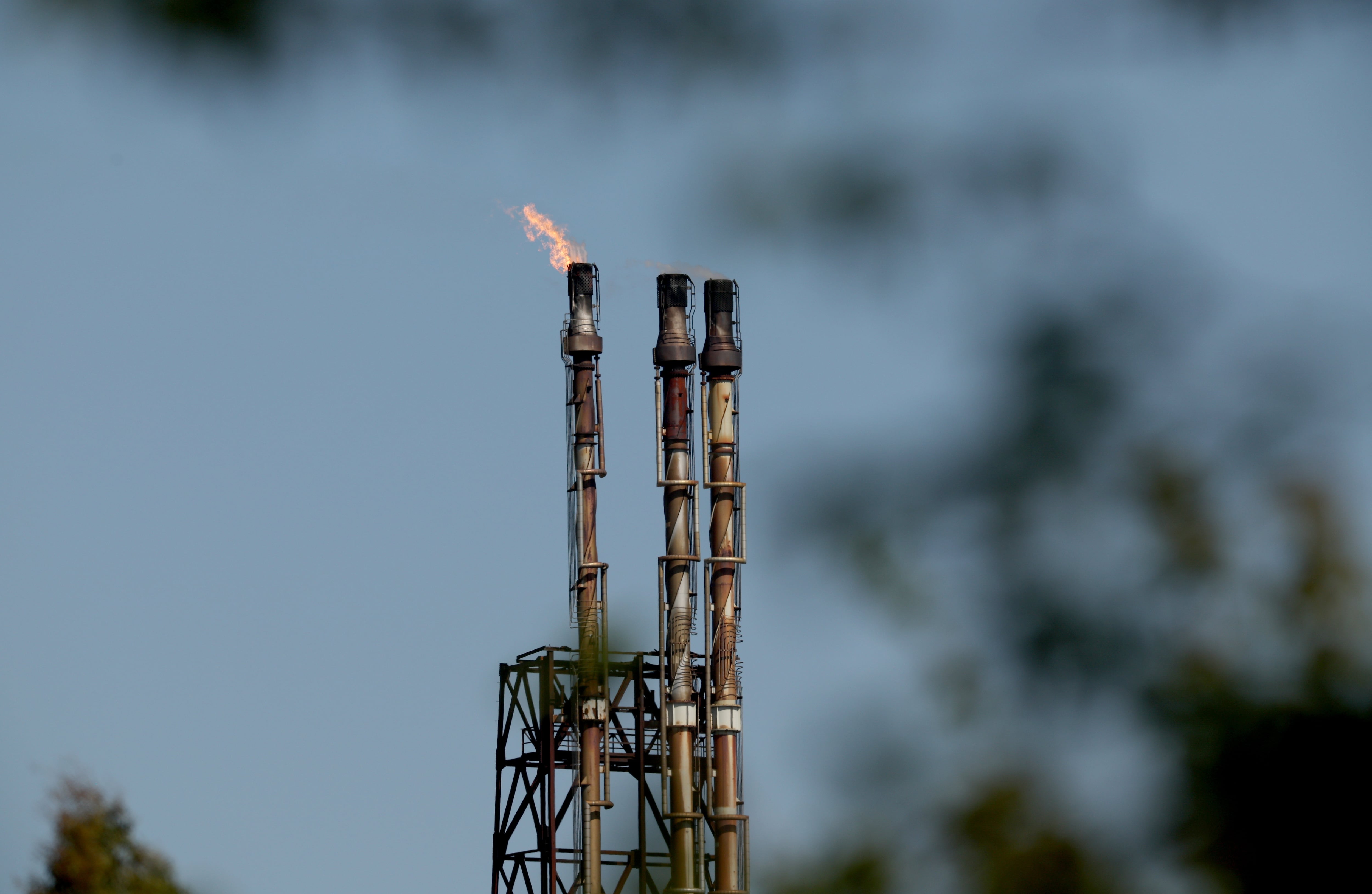 El petróleo vuelve a subir por la escalada militar en Medio Oriente y el bloqueo del estrecho de Ormuz (EFE/EPA/ADAM VAUGHAN)