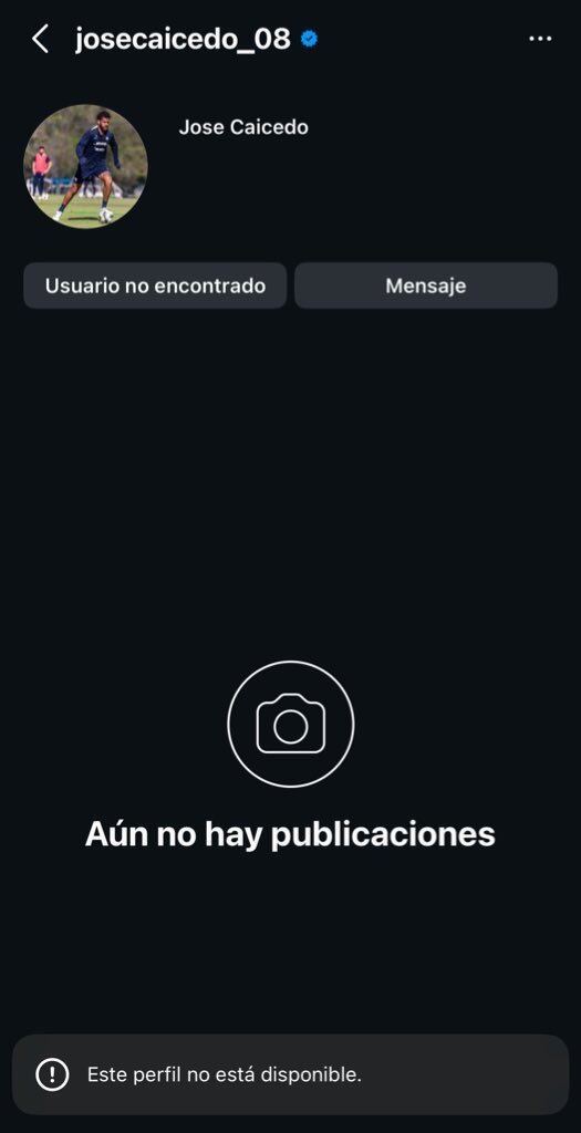 El jugador habría decidido cerrar sus redes después de recibir críticas y abucheos de la afición de Pumas tras el empate reciente con Querétaro. (Captura Instagram)