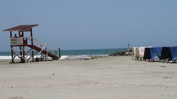 Caos en una exclusiva playa de Cartagena: hombre fue baleado por criminales y murió en el lugar