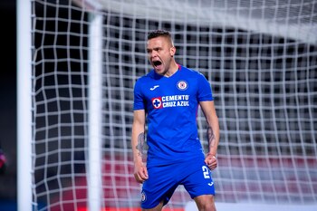 Jonathan Rodríguez, de Cruz Azul,