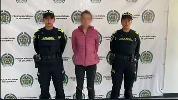 Capturada mujer con circular azul