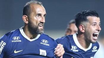 Hernán Barcos anotó el gol