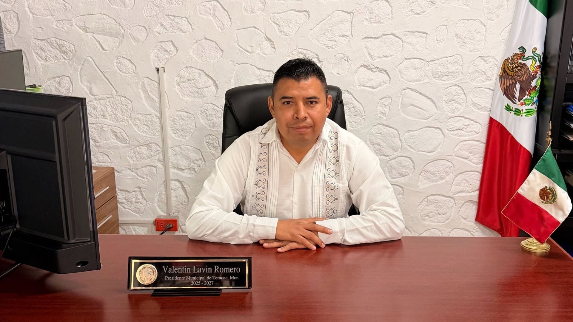 Valentín Lavín, el alcalde de Temoac que gobernó en medio de atentados y un llamado a “alinearse” con narcomantas