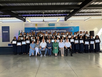 La décima tercera promoción del