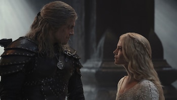 Cavill mantendrá el papel hasta