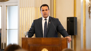 El candidato a fiscal general de la ciudad de Buenos Aires expuso su plan ante la Legislatura