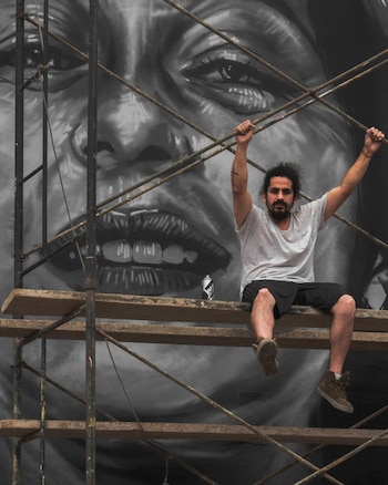 María Reiche vuelve a Berlín: el mural de un artista peruano que une memoria, patrimonio y arte urbano