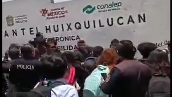 Motín en Conalep de Huixquilucan, Edomex, deja tres policías lesionados: estudiantes aseguran que hay venta de droga