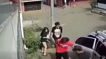 Nicaragua: Detienen a un adolescente acusado de agredir a otro menor en plena vía pública