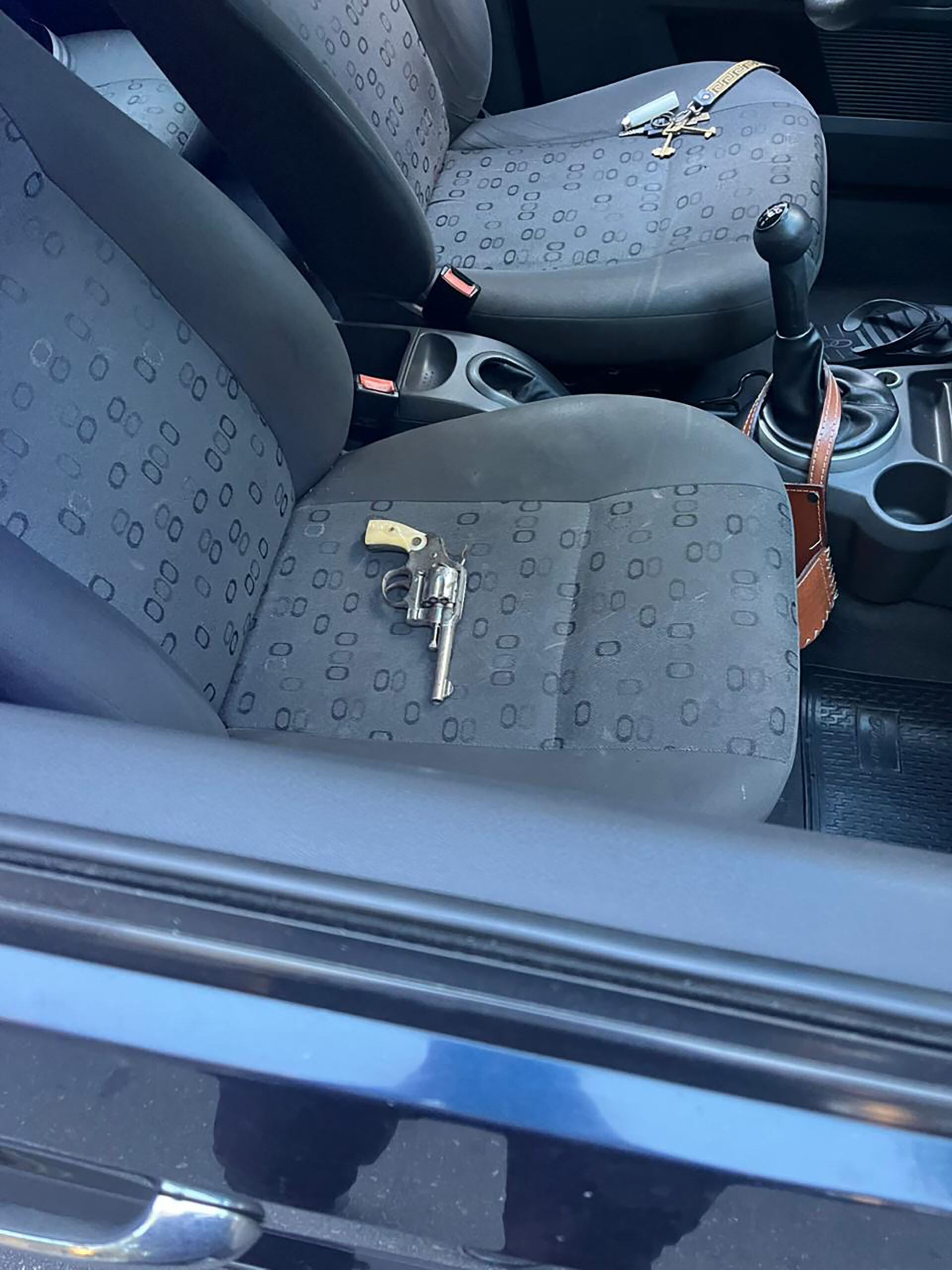 El arma que tenía el detenido