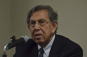 Gobernadores lamentaron la partido del ingeniero Cárdenas.
FOTO: ALAN ORTEGA /CUARTOSCURO.COM